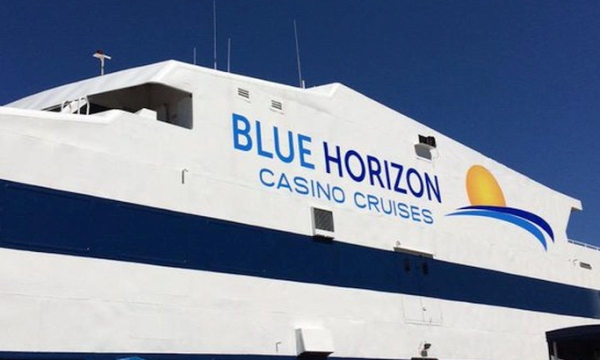 Blue Horizon Boat Tour