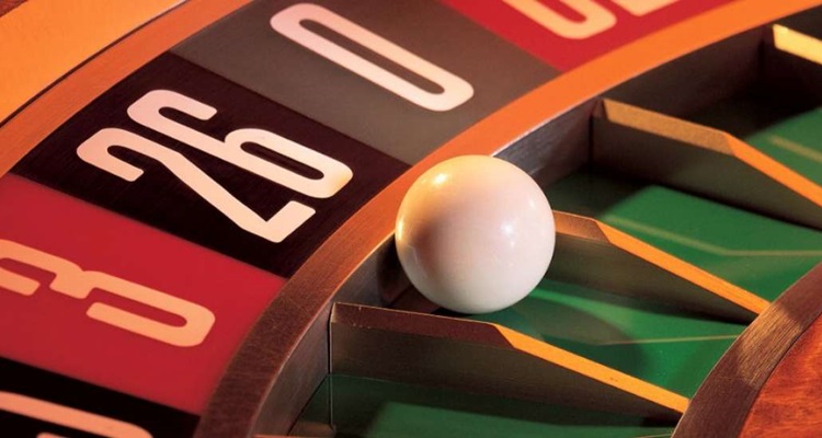 Indiana racinos add live table games