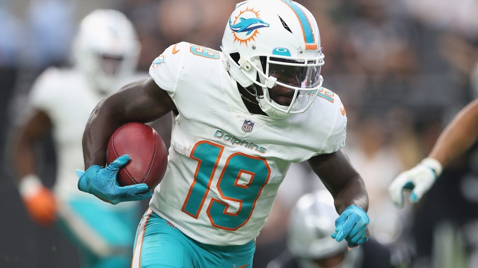 Photo of Miami Dolphins Trade WR Jakeem Grant to Chicago Bears for Draft Pick