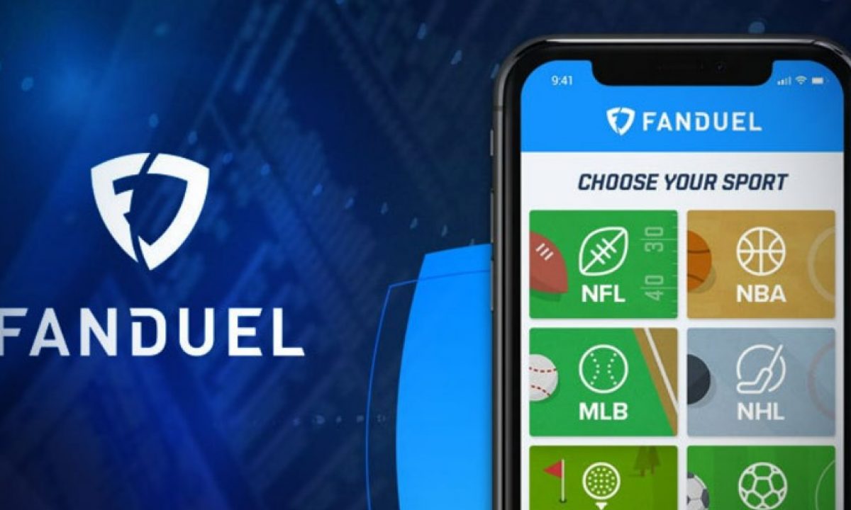 The United Center is partnering with FanDuel to open a sportsbook lounge  inside the home of the Chicago Bulls and Blackhawks